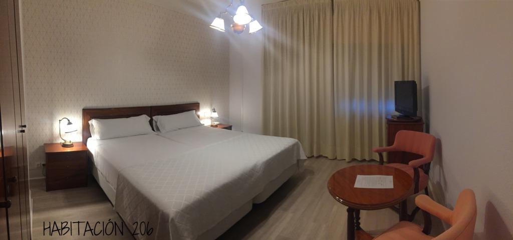 Hostal Vista Alegre Castro Urdiales Exterior photo